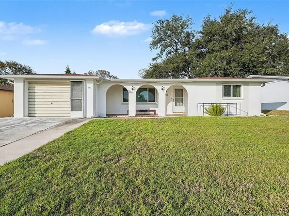 5725 Thrush Dr, New Port Richey, FL 34652