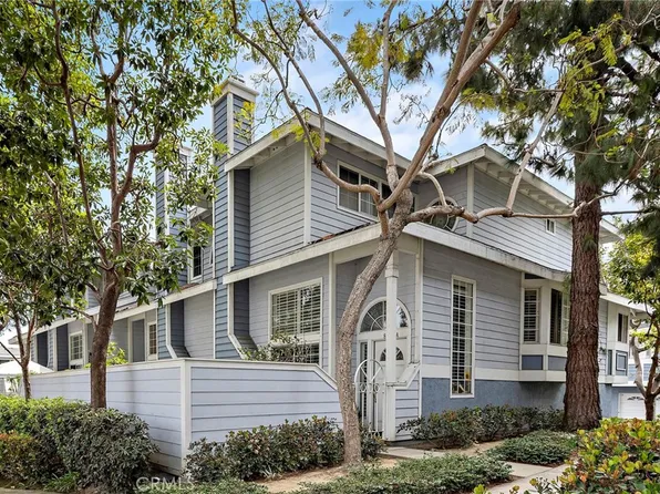 8125 Surfline Dr APT A, Huntington Beach, CA 92646
