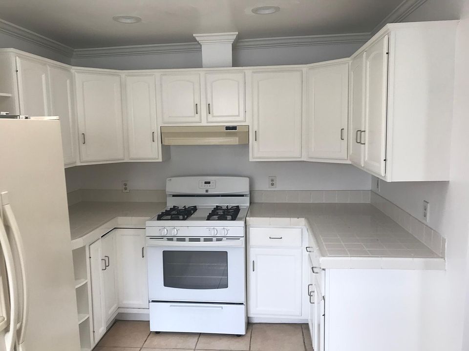 1st image of 1337 S Saltair Ave