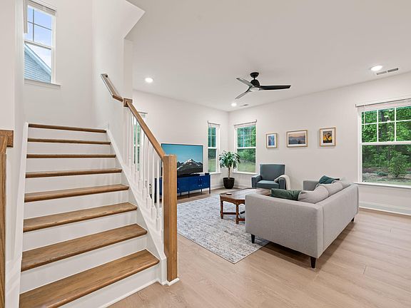 4th image of 1114 Caswell Way Ct
