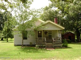 1028 Yancey Rd, Westville, FL 32464