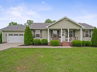 1547 Lake Villa Cir, Cookeville, TN 38506