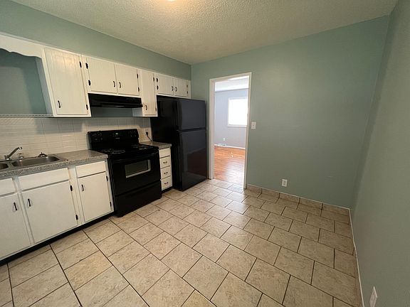 4th image of 1262 S Estate Ave