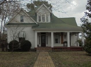 5265 Main St, Trezevant, TN 38258