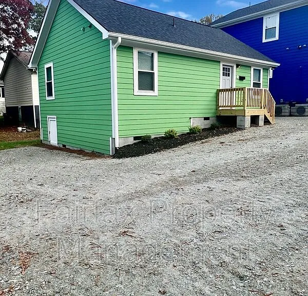 721 Liberty St #C — Photo 20
