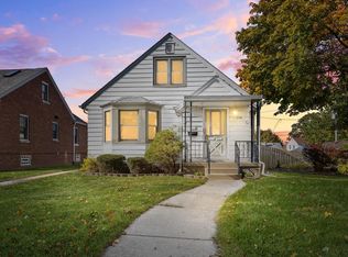 3765 S 15th St, Milwaukee, WI 53221