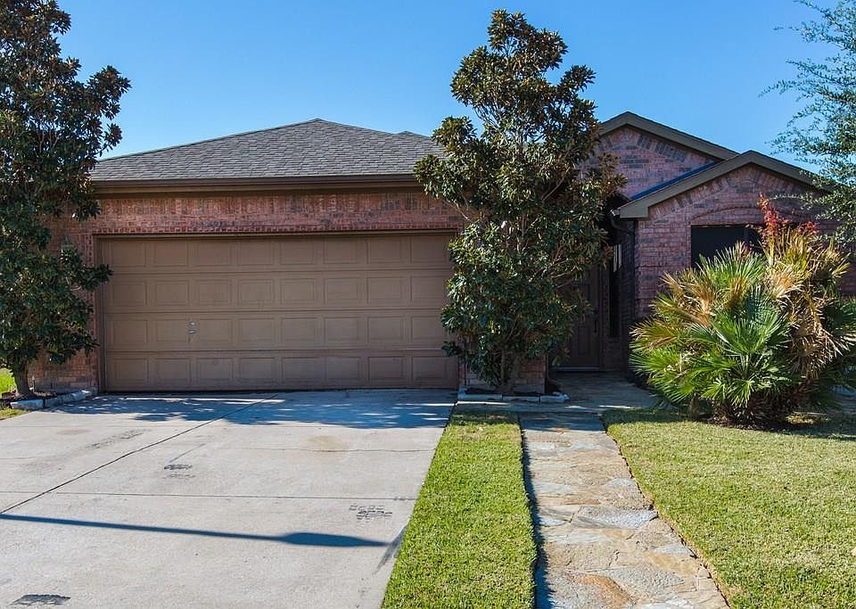 1st image of 3544 Altura Ave