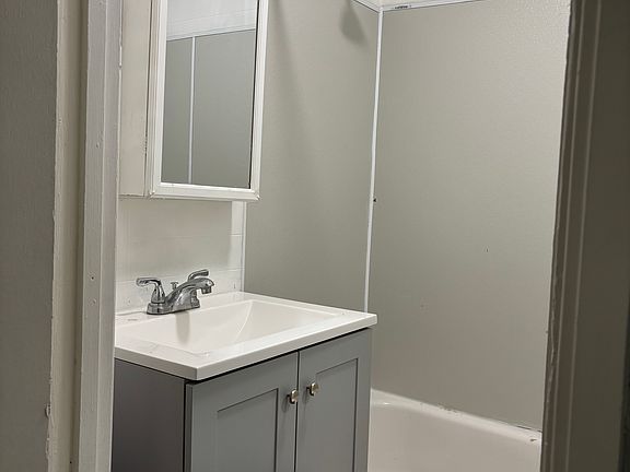 beautiful bathroom