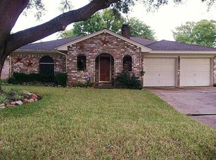 8818 Stone Brook Ln, Houston, TX 77040