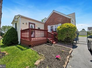 88 Seward Ln, Aston, PA 19014