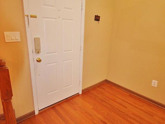 2nd image of 5903 Jovet Way