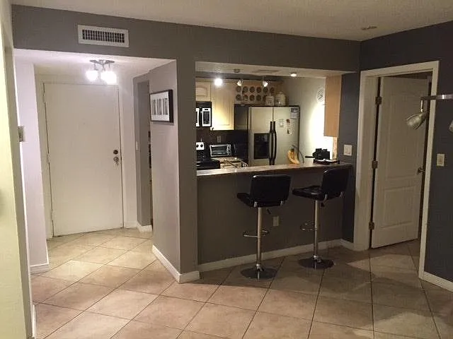 2 bed, 908 sqft, $2,150 — Photo 4