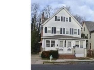 92 Chestnut St, Salem, NJ 08079