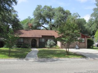 1505 27th St, Hondo, TX 78861