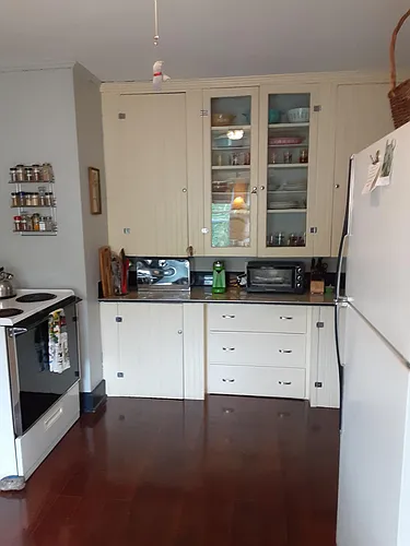 319 Woodford St #3 Photo 1