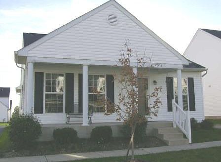 Beautiful ranch condo in desirable Holt Park