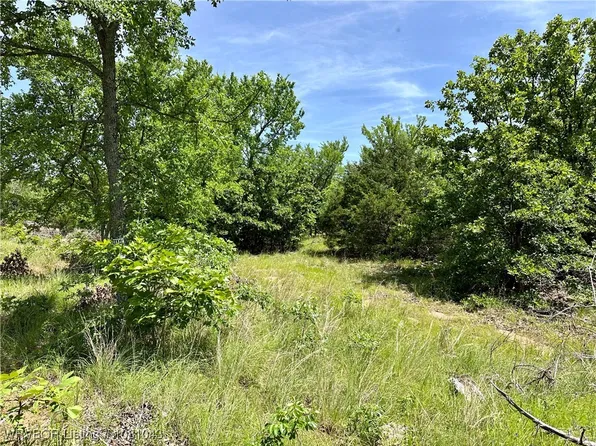 623 Dozer Mountain Rd, Eufaula, OK 74432