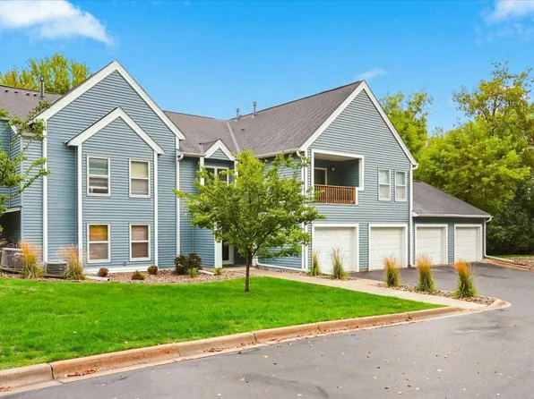 1381 Berry Ridge Rd APT 404, Eagan, MN 55123