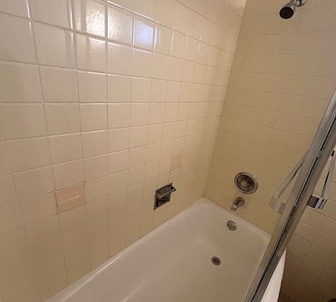 4th image of 328 Alida Way #5