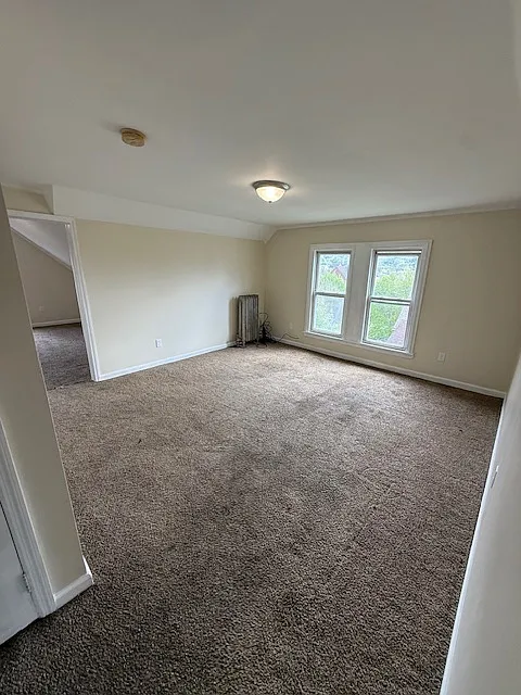 3 bed, $1,500 — Photo 4