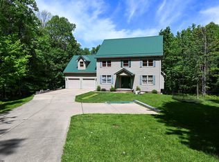 308 Dove Dr, Morgantown, WV 26508