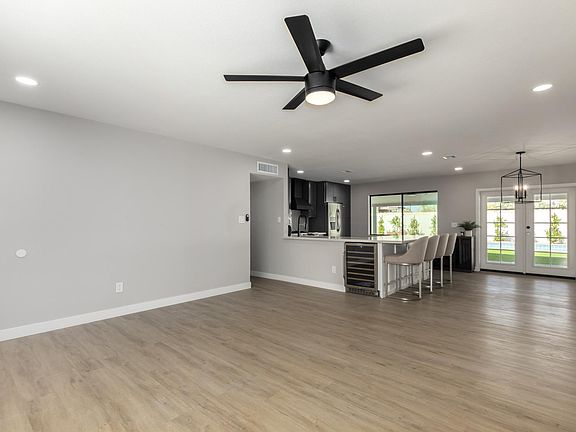 5th image of 2416 N 72nd Pl