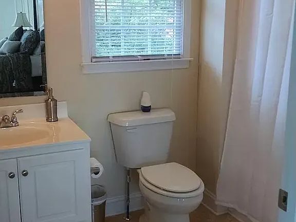 5th image of 91 E Shirley Ave #91