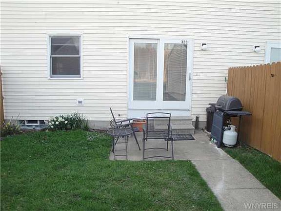 3rd image of 323 Wimbledon Ct