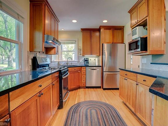 5th image of 5728 Beard Ave S