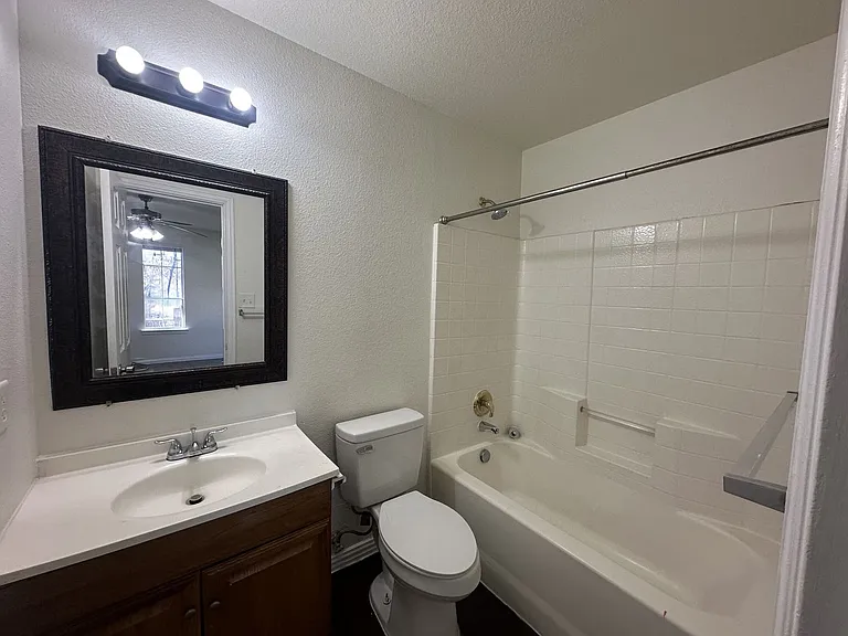 8355 Lake Anna Dr — Photo 17