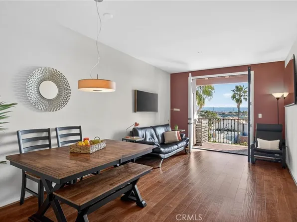 2001 Artesia Blvd Unit 403, Redondo Beach, CA 90278