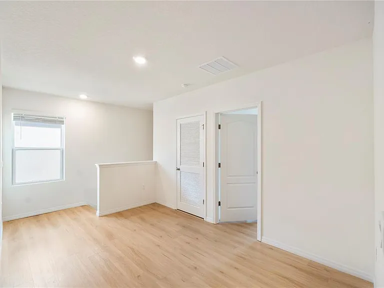 2630 Angel Falls Dr — Photo 25