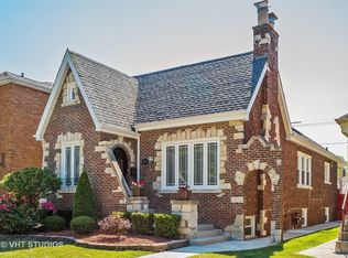 9608 S Oakley Ave, Chicago, IL 60643