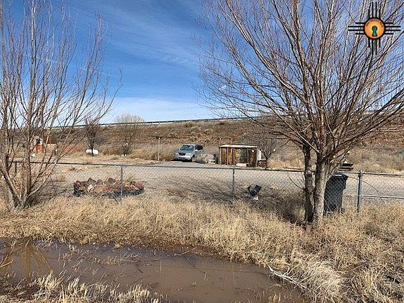 5th image of 912 Motel Dr