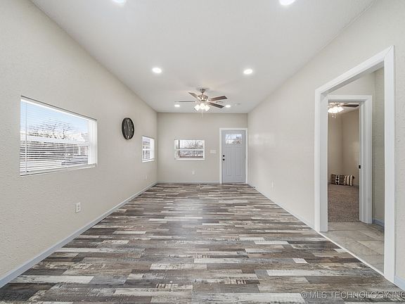 5th image of 322 N 9th St