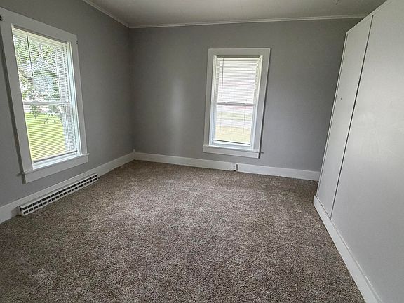 5th image of 1002 Spencerville Rd
