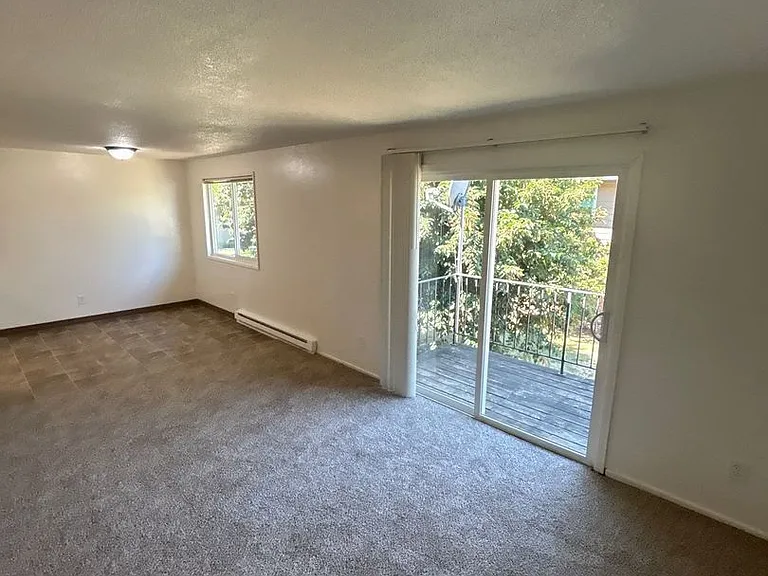 3813 Iberis St NE — Photo 7