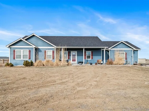 253 E 8th Avenue, Byers, CO 80103