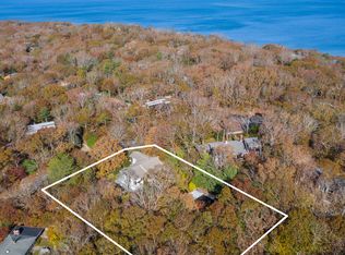 6 Captains Walk, East Hampton, NY 11937