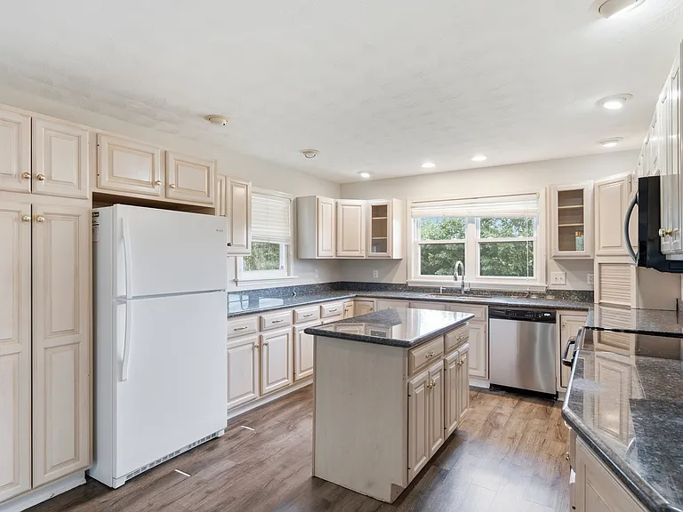 1041 N US Highway 421 — Photo 11