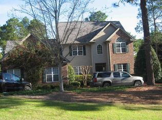 130 Lone Pine Pl, Southern Pines, NC 28387