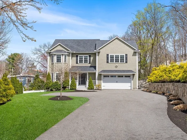 509 William St, Stoneham, MA 02180