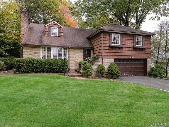 2nd image of 16 Lawson Ln