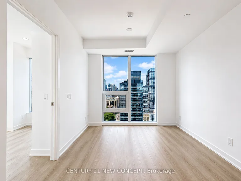 100 Queen St E #3608 — Photo 9