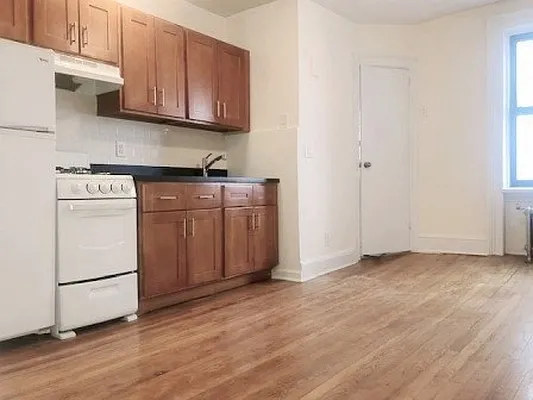 Rented by City Connections Realty | media 13