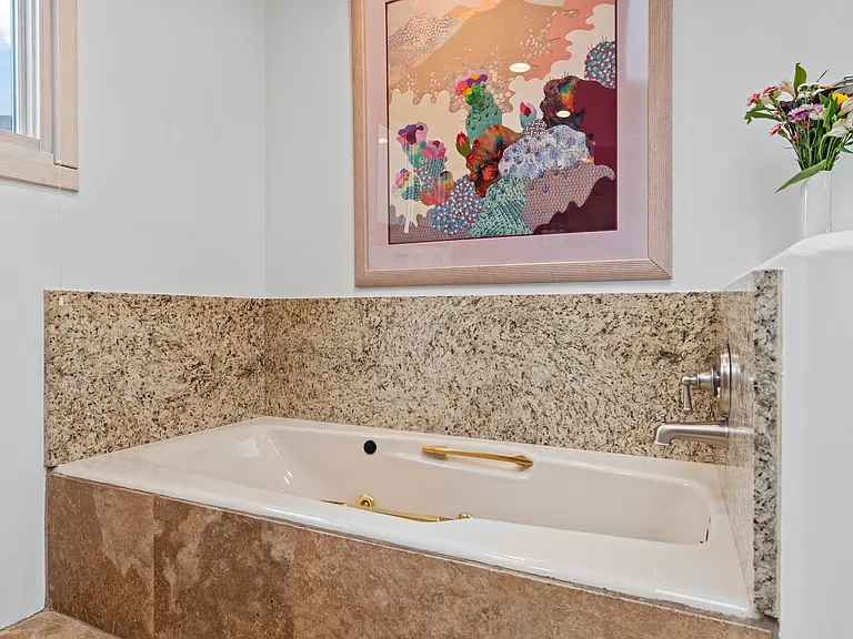 970 Thunderbird Ct — Photo 20
