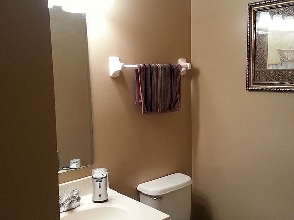 5th image of 6064 Treaty Ln