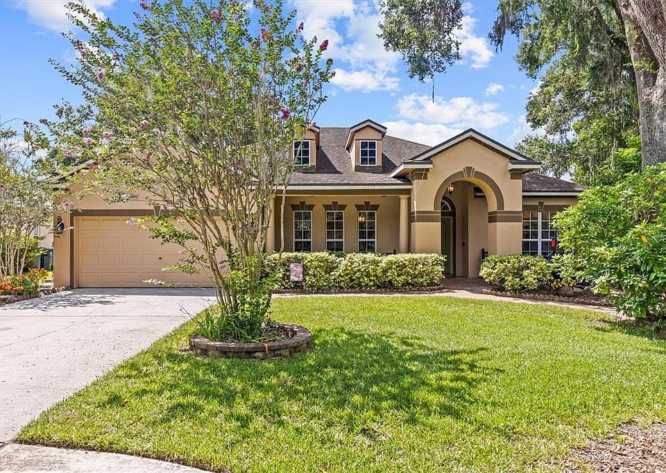 1st image of 2213 Mountain Meadow Way