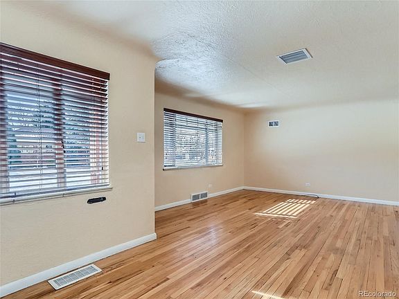 5th image of 5201 E 11th Avenue