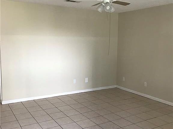 2nd image of 2401 Pedernales Dr APT A